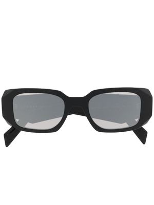 Prada Eyewear lunettes de soleil à détail de logo - Noir