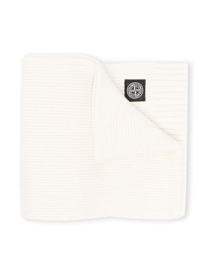 Stone Island Junior écharpe en maille nervurée à patch logo - Blanc