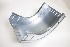 Stijgbocht kabelgoot 200mm gegalvaniseerd