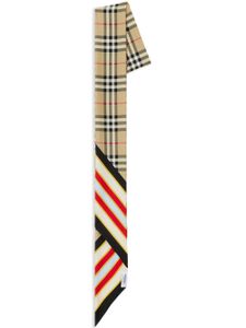 Burberry check-print skinny scarf - Tons neutres