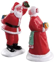 Lemax under the mistletoe s/2 kerstdorp figuur type 3 Santa&apos;s Wonderland 2018