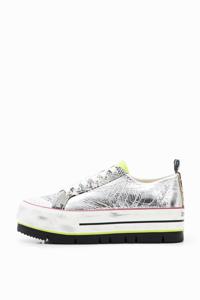 Lage sneakers met plateauzool en patch - MATERIAL FINISHES - 40