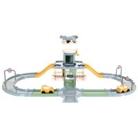 Cavallino luchthaven met parkeergarage en straat pastelkleuren