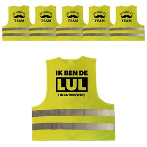 Vrijgezellenfeest heren hesjes pakket: 1x Ik ben de Lul hesje geel + 5x Vrijgezellen team hesje geel