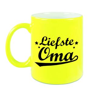 Liefste oma cadeau mok / beker neon geel 330 ml - feest mokken