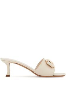 Ferragamo mules en cuir à détail de nœud 55 mm - Blanc