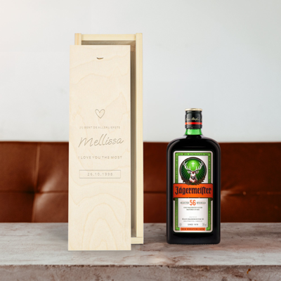 Likeur in gegraveerde kist - Jägermeister