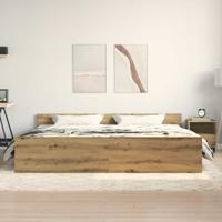 Bedframe artisanaal eikenkleurig 200 x 200 cm Bewerkt hout