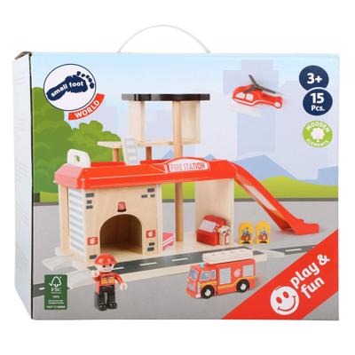 Small Foot houten brandweerkazerne met accessoires, 15dlg.