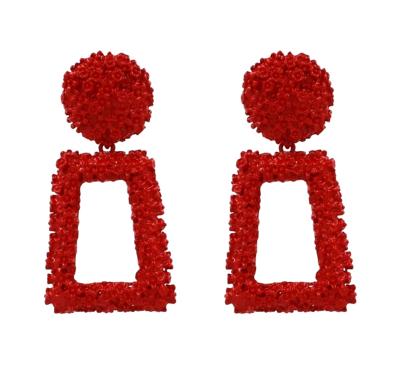 Metalen oorbellen eenvoudige geometrische reliëf bloemen oorbellen retro Fashion persoonlijkheid oorbellen (rood)