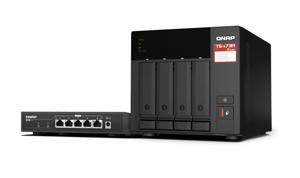 QNAP TS-473A + QSW-1105-5T Bundle Pack NAS Tower Ethernet LAN Zwart V1500B