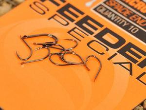 Guru LWGF Feeder Special (barbed) Size 14