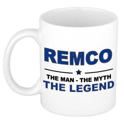 Remco cadeau mok - man myth legend - naam koffiemok / beker - wit en blauw - 300 ml Remco cadeau mok - man myth legend - naam koffiemok / beker - wit en blauw - 300 ml