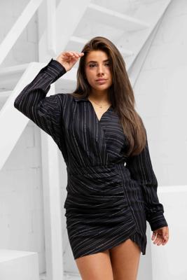 Off The Pitch Pleated Stripe Jurk Dames Zwart - Maat L - Kleur: Zwart | Soccerfanshop