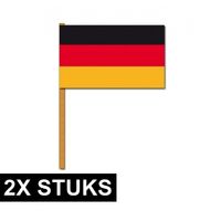 2x stuks luxe grote zwaaivlaggen Duitsland