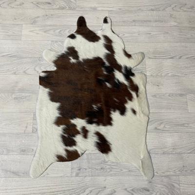 Kleine koeienhuid bruin wit zwart (Normandiër) 90x60cm
