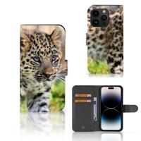 iPhone 15 Pro | Telefoonhoesje | Met pasjeshouder | Baby Luipaard