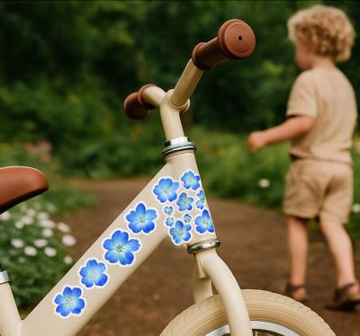 Fiets sticker blauwe bloemen