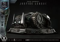 Zack Snyder's Justice League Museum Masterline Diorama Bat-Tank 36 cm - thumbnail