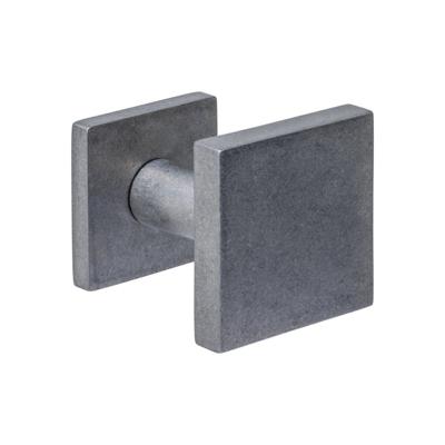 Intersteel voordeurknop vierkant 64x64mm op achterplaat 54x54mm verkropt éénzijdige montage - PVD RVS getrommeld