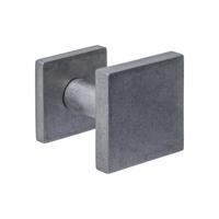 Intersteel voordeurknop vierkant 64x64mm op achterplaat 54x54mm verkropt éénzijdige montage - PVD RVS getrommeld Intersteel voordeurknop vierkant 64x64mm op achterplaat 54x54mm verkropt éénzijdige montage - PVD RVS getrommeld
