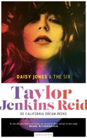 Daisy Jones & The Six (Paperback)