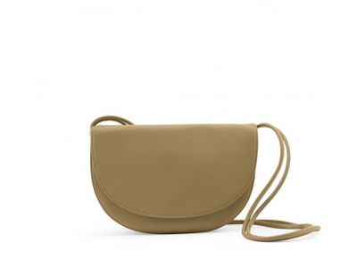 Monk & Anna - Handtas Half moon 'Soma' - Pistachio Monk & Anna - Handtas Half moon 'Soma' - Pistachio