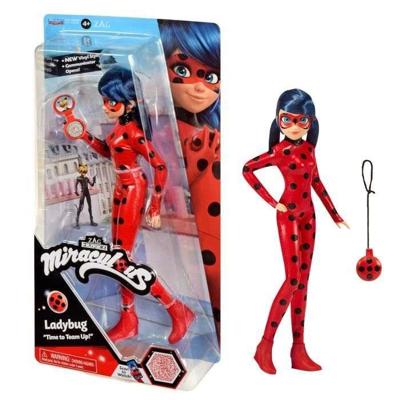 BANDAI - Wonderbaarlijk lieveheersbeestje - Modepop van 26 cm - Lieveheersbeestje met haar telefoon - Nieuw kostuum met vinyleffect - P50028