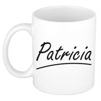 Naam cadeau mok / beker Patricia met sierlijke letters 300 ml - thumbnail