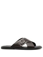 Ferragamo sandales Logan à plaque logo - Noir