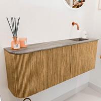 Toiletmeubel Mondiaz Joya Dlux | 111.6 cm | Meubelkleur Oak | Faye wastafel Oza Wasbak Rechts | Zonder kraangat(en) Toiletmeubel Mondiaz Joya Dlux | 111.6 cm | Meubelkleur Oak | Faye wastafel Oza Wasbak Rechts | Zonder kraangat(en)