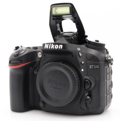 Nikon D7100 body occasion