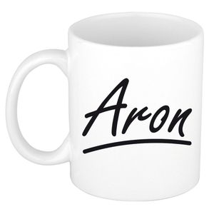 Naam cadeau mok / beker Aron met sierlijke letters 300 ml   -