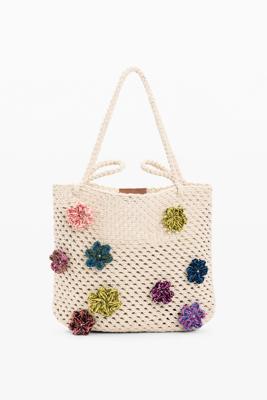 Gehaakte tas met bloemen - MATERIAL FINISHES - U