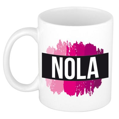 Naam cadeau mok / beker Nola met roze verfstrepen 300 ml Naam cadeau mok / beker Nola met roze verfstrepen 300 ml