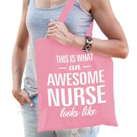 Bellatio Decorations cadeau tas voor verpleegkundige - roze - katoen - 42 x 38 cm - awesome nurse   -
