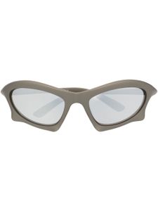 Balenciaga Eyewear lunettes de soleil à logo imprimé - Gris