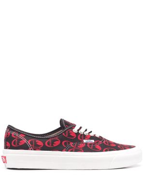 Vans baskets Authentic 44 DX Mooneyes - Noir