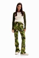 Flared broek met camouflage - thumbnail