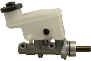 Hoofdremcilinder BMC9074