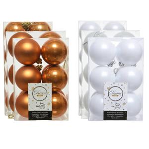 Kerstversiering kunststof kerstballen mix cognac bruin/winter wit 4-6-8 cm pakket van 68x stuks - Kerstbal