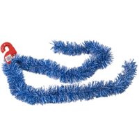 Kerstboom folie slingers/lametta guirlandes van 180 x 7 cm in de kleur blauw met sneeuw