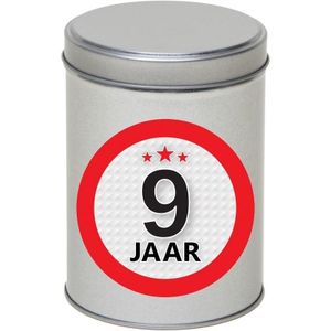 Cadeau/kado zilver rond blik 9 jaar 13 cm