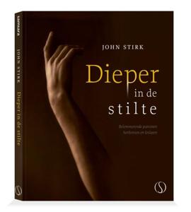 Dieper in de stilte (Paperback)