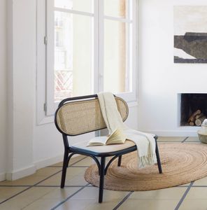 Kave Home Fauteuil 'Doriane' Iepenhout en Rotan, kleur Zwart