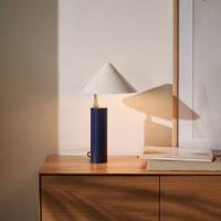 Kave Home Tafellamp 'Shiva' 42cm hoog, kleur Donkerblauw/Wit