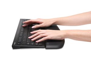 Kensington ErgoSoft polssteun voor platte toetsenborden, zwart