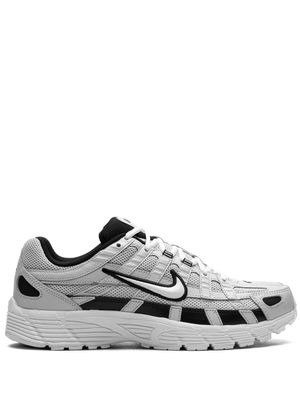 Nike baskets P-6000 en daim - Gris