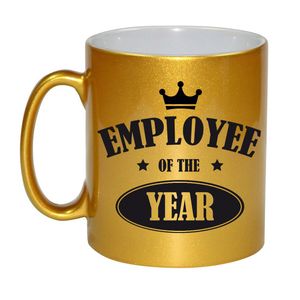 1x stuks collega cadeau mok / beker goud employee of the year