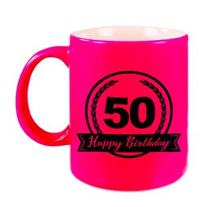 Happy Birthday 50 years cadeau mok / beker neon roze met wimpel 330 ml